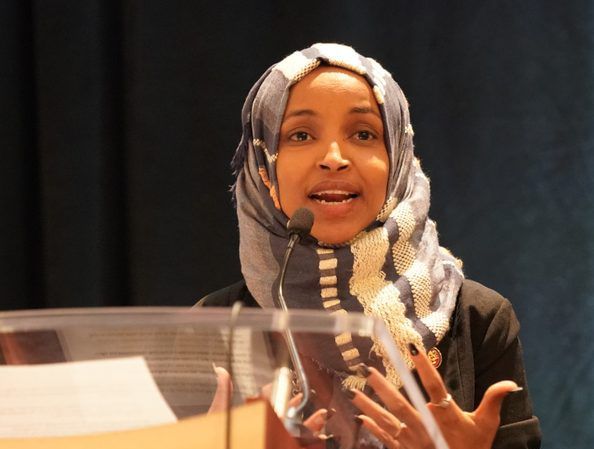 חברות הקונגרס המוסלמיות מעוררות סערה בארה"ב