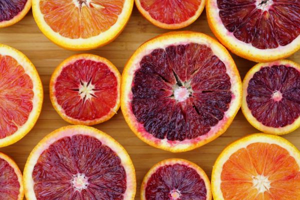 זו הסיבה שבקרוב תראו בחנויות תפוזים אדומים