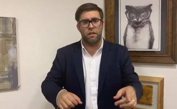 צפו: אורן חזן נגד גדי וילצ'רסקי:"מה עישנת?"