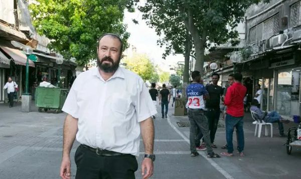 חברו של הרב אטינגר: "רצה מקום בטוח ורגוע לילדים"