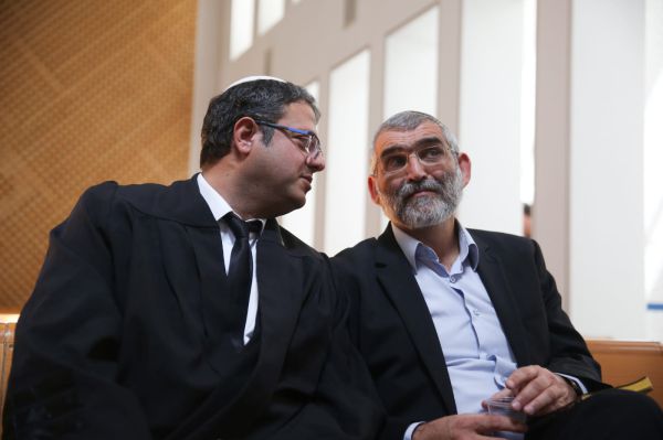 באיחוד מפלגות הימין נערכים: קמפיין נגד בג"צ