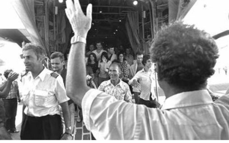 בגיל 95: טייס המטוס שנחטף לאנטבה נפטר