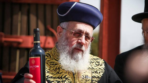 הרב יצחק יוסף: יש ישיבות קדושות ויש ישיבות תיכוניות