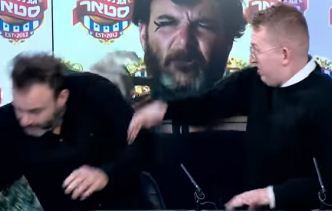 בגלל חיקוי: מכות בשידור חי באולפן ynet. צפו