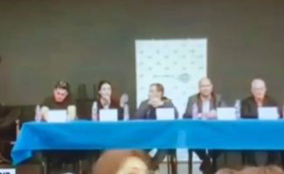 תלמיד שאל שאלה, מועמדת 'העבודה' צרחה עליו. צפו