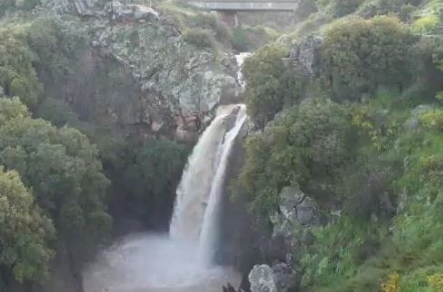 הזרימות האדירות שגורמות לעליה במפלס הכנרת. צפו