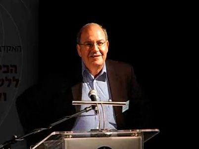 בנט הודיע על זוכה נוסף בפרס ישראל