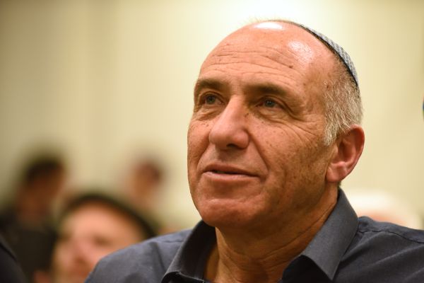 מוטי יוגב תומך בהצבת הרב רפי בראשות: "לא הכל בלוק טכני"