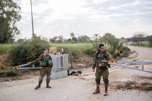 שקט מדומה: מחבלים חדרו לישראל והציתו עמדת צה"ל