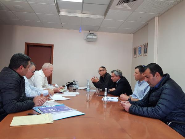 "מפלגות רבות בגוש הימין על גבול אחוז החסימה"