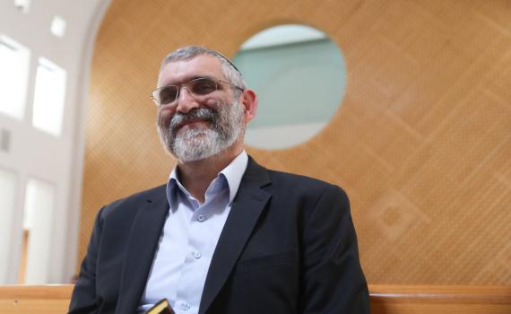 נסיון אחרון של מיכאל בן ארי למנוע את פסילתו בבג"צ