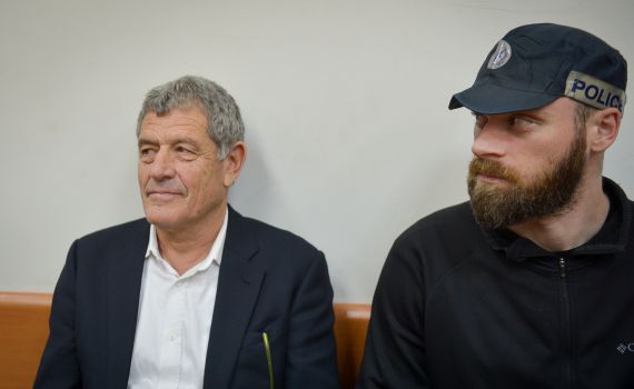 הפרקליטות שוקלת לבטל את הסכם עד המדינה לגנור