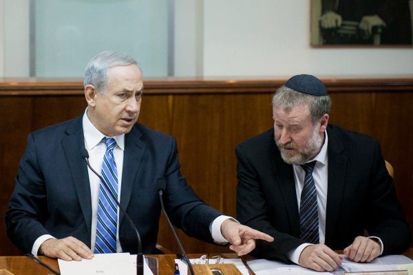 נתניהו זימן את היועמ"ש: "לעדכן בפרטים המסווגים"