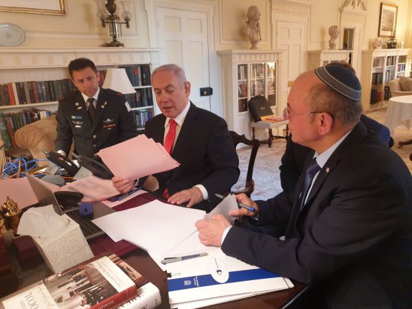 צה"ל מזהיר: "נערכים להתקפה, יהיו פיצוצים"