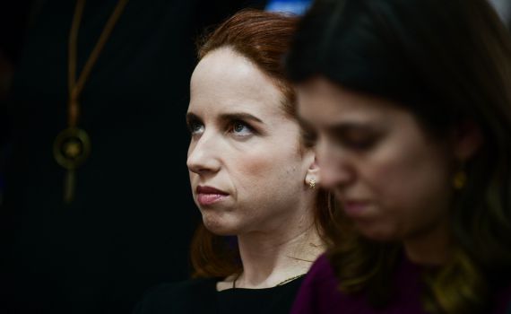 קצין הכנסת הצמיד אבטחה לסתיו שפיר