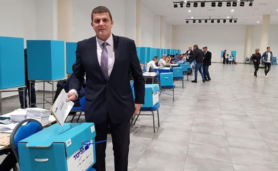 סולל את דרכו לכנסת: נציג הליכוד הסרוג ערער לבית המשפט