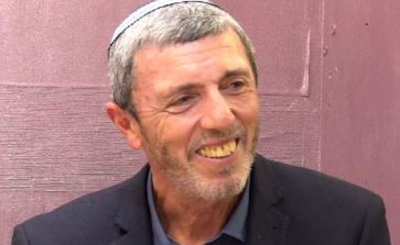 הרב רפי פרץ נגד כחול-לבן: "יפנו 150 אלף יהודים"