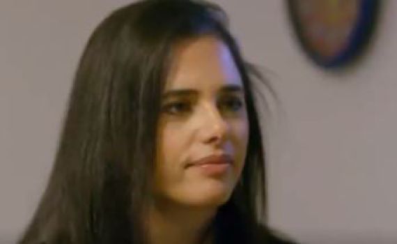 "אמא כל הזמן חסרה": שקד על הגעגוע לאמה שנפטרה