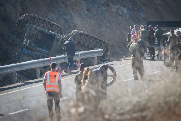 חייל צה"ל נפצע בינוני בתאונת דרכים בדרום