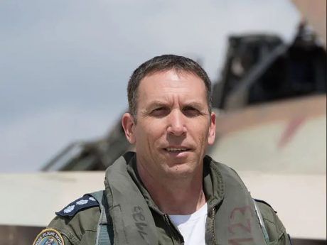 מס' 4 בימין החדש: "לא מוכן שיקראו לשמאלנים בוגדים"