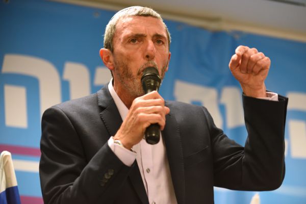 מימין ומשמאל: מתקפה קשה על נתניהו