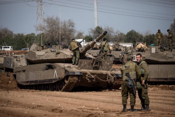 נתניהו הורה על גיוס מילואים והורדת כוחות לדרום