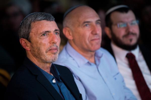 סקר מנדטים: שוויון בין הימין החדש, איחוד הימין וזהות