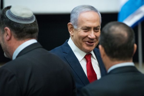 סקר מנדטים: לראשונה: הליכוד עוקף את כחול לבן