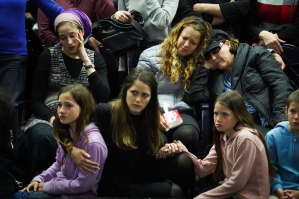 אפרת אטינגר: "הגענו למצב שאזרח שומר על חייל"