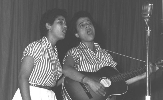 נפרדים מיונה עטרי: פלייליסט זיכרון מרגש• צפו