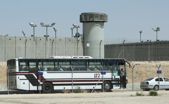 בפעם השנייה: מחבל ניסה לדקור סוהר בכלא קציעות