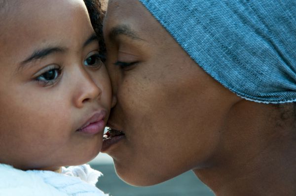 אימא או אשת קריירה? העומס וההשתקה