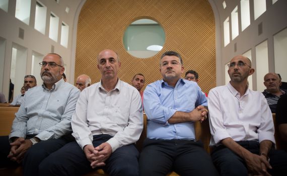 קריאה ליועמ"ש לפתוח בחקירה פלילית נגד בן ארי