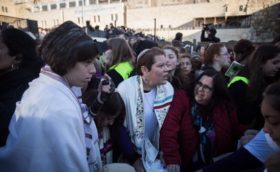 הרפורמים נוהרים לקו הטלפון של חזון