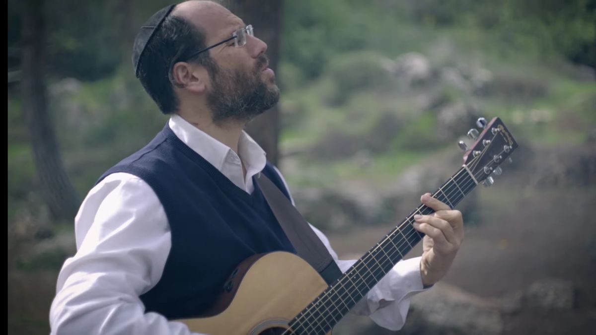 השידוך שלו: אהרן רזאל משיק קליפ חדש.צפו