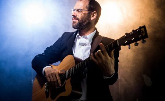 צפו: אהרן רזאל משיק קליפ מרהיב