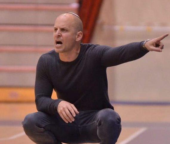 המאמן שיוביל את הנבחרת לשחקנים דתיים בראיון