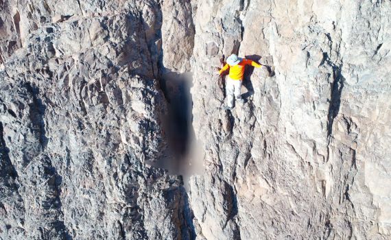 תייר מארה"ב נמצא מת במצוקים שליד אילת