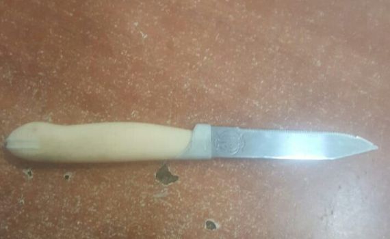 מחבלת חמושה בסכין נתפסה בפתח מערת המכפלה