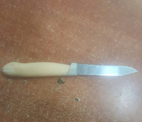 מחבלת חמושה בסכין נתפסה בפתח מערת המכפלה