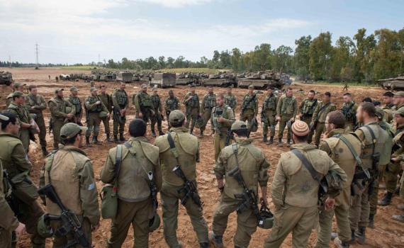 צה"ל נערך לתקיפה; בעוטף עזה חוזרים לשגרה
