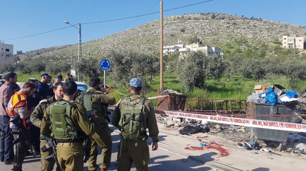 חווארה: האב ירה במחבל שניסה לדקור את בתו