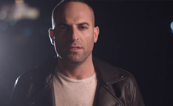 פותח את הלב: נועם מיכאל בשיתוף פעולה מפתיע. צפו