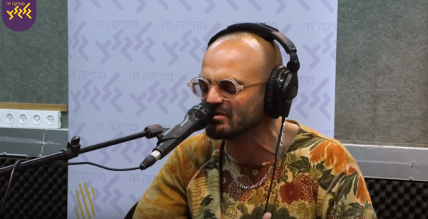 אל תפספסו: אברהם טל עושה ישי ריבו.צפו