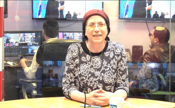 סטרוק באולפן סרוגים: אל תקנו את הספין של נתניהו