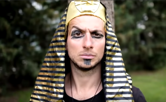 משעשע: הלהיט של סטטיק ובן אל בגרסה כשרה לפסח