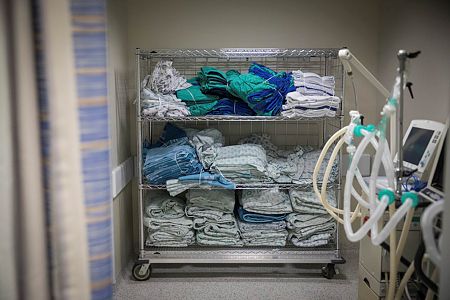 רופא משפחה הואשם שתקף מינית ילדים