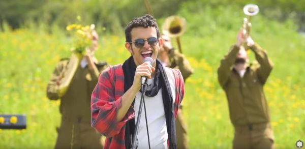 משעשע: איך נשמע הלהיט של פסח בגרסת היפ הופ?