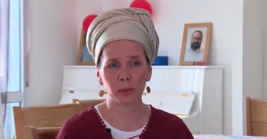 תמר אטינגר תוקפת: "הרסו קיר, אין תגובה משמעותית"