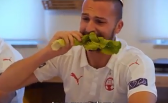 "אתה מוחמץ!" צפו: שחקני הפועל ב"ש בסדר קורע